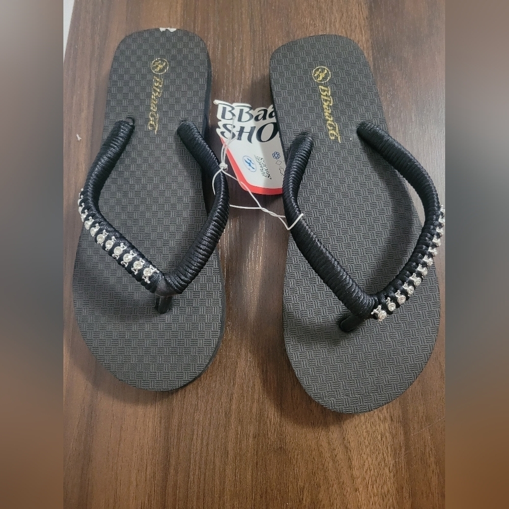 NWT- Rhinestone Flip-flops